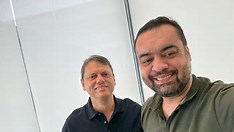 Governadores aliados se unem em evento judaico e disparam críticas contra Lula