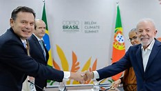 🌎 Lula transforma COP30 em palanque diplomático e fala com premiê português sobre imigração e “amizade entre povos”