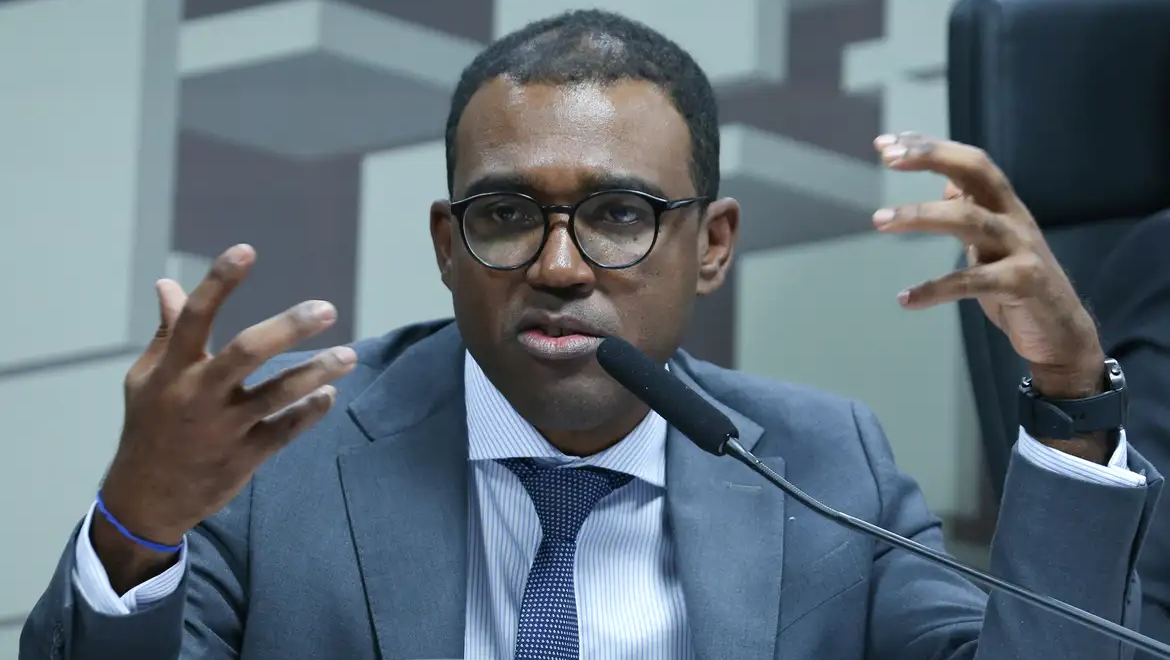 Depoimento de diretor do Banco Central aperta o cerco contra banqueiros investigados