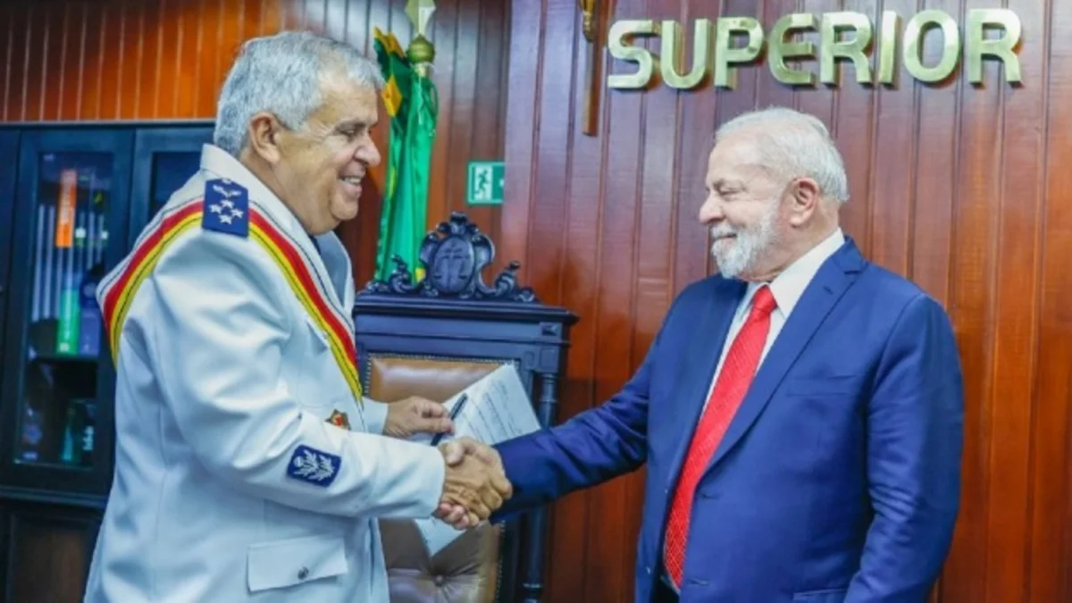 Ministro do STM Reage e Tenta Barrar Convocação do Irmão na CPMI do INSS