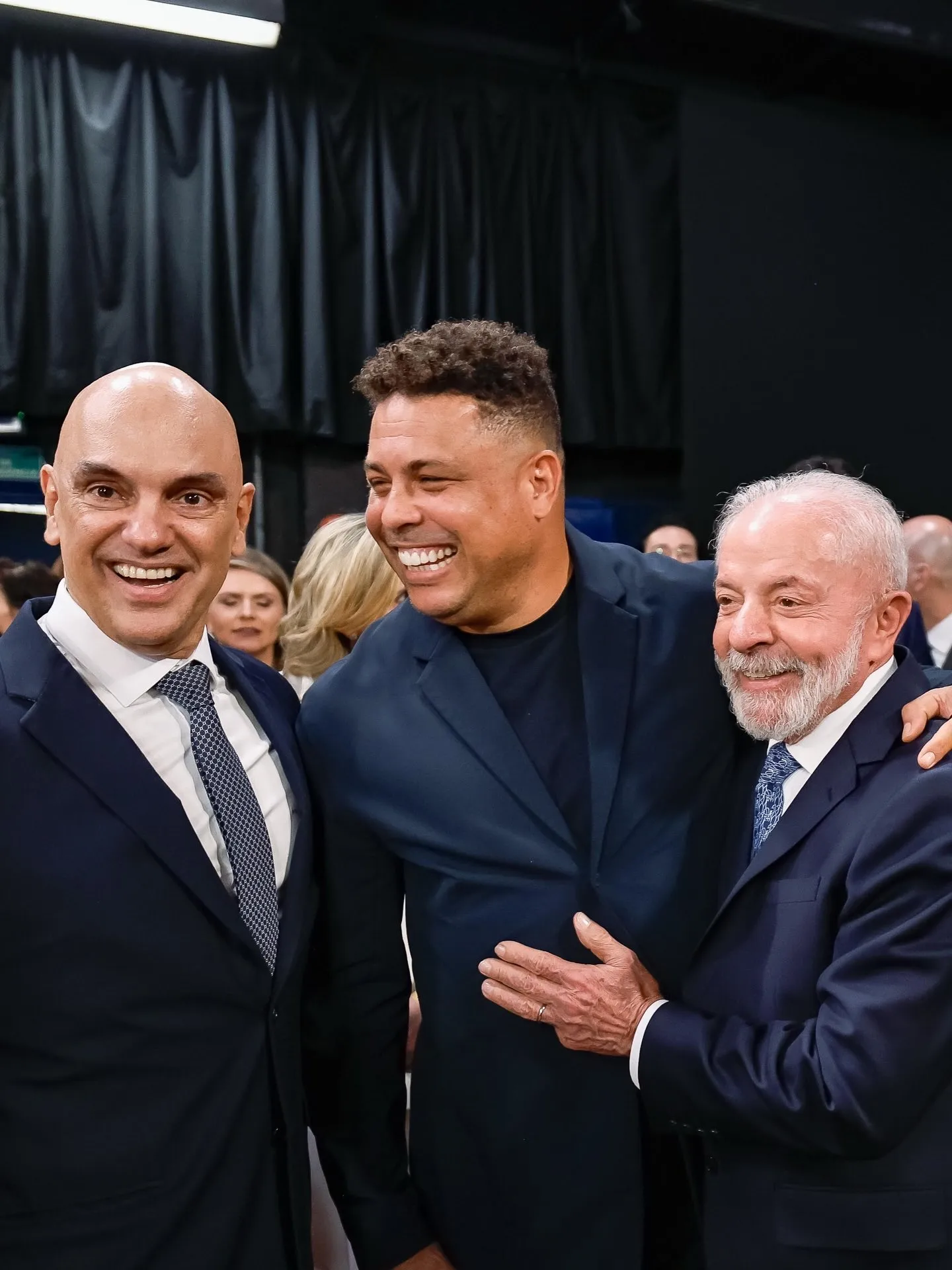 Lula reúne Moraes e Ronaldo em foto e solta a piada: “Quatro corintianos se encarando”