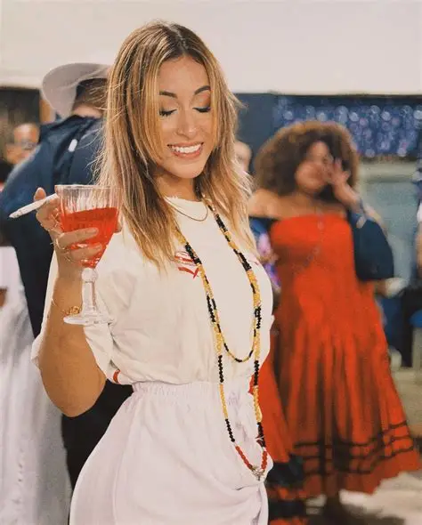 Ameaça travestida de “sátira”: polícia identifica autora de ataque contra Nikolas Ferreira