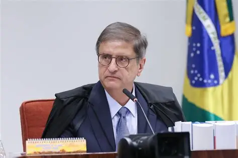 PGR encerra apuração sobre possível ato golpista de Bolsonaro por ausência de provas