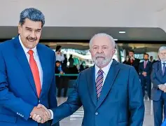 Maduro apela ao Brasil e agradece apoio do MST em discurso marcado por propaganda política