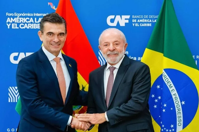 Lula e novo presidente da Bolívia se encontram pela primeira vez no Panamá