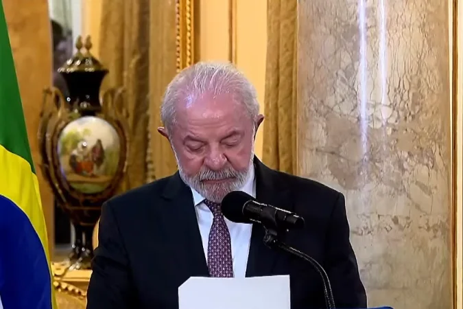 Lula diz que a “guerra” da América Latina deve ser contra a fome e a desigualdade