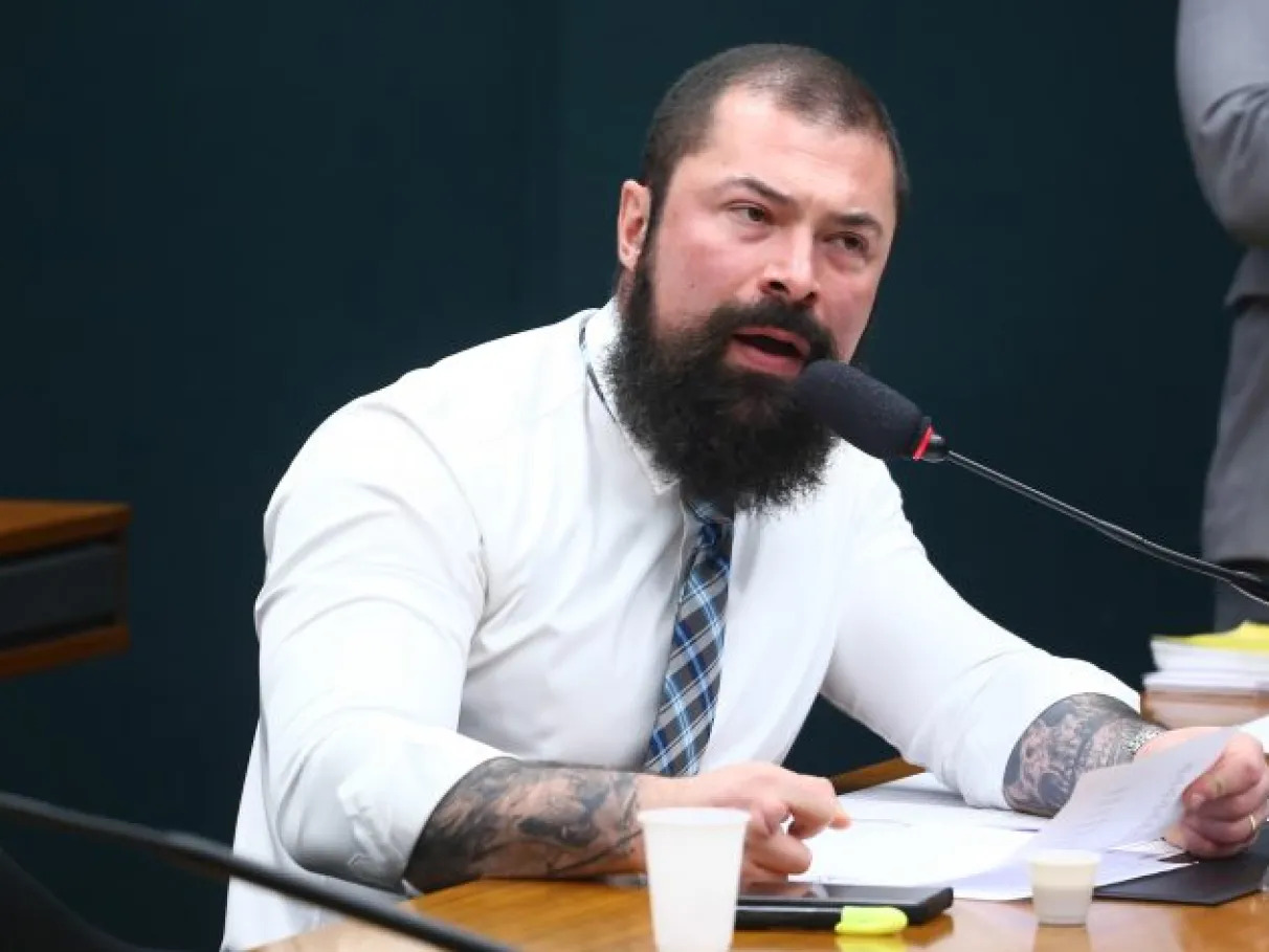 Justiça determina retirada de vídeo no Instagram que liga PT ao tráfico de drogas