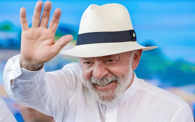 Lula alerta sobre “raposas no galinheiro” — e parece fazer um sincero exercício de autoanálise