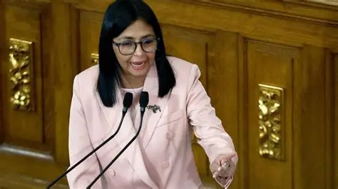 Maduro cai, mas a repressão continua: jornalistas seguem sendo presos sob novo comando