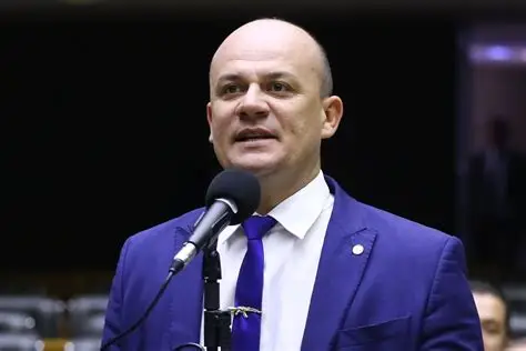 Oposição se mobiliza no Congresso para tentar derrubar veto de Lula à dosimetria