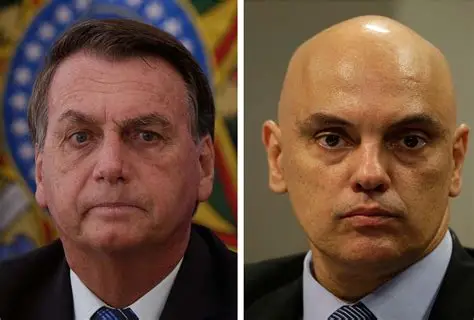 Moraes cobra explicações da PF sobre reclamação de Bolsonaro na cela