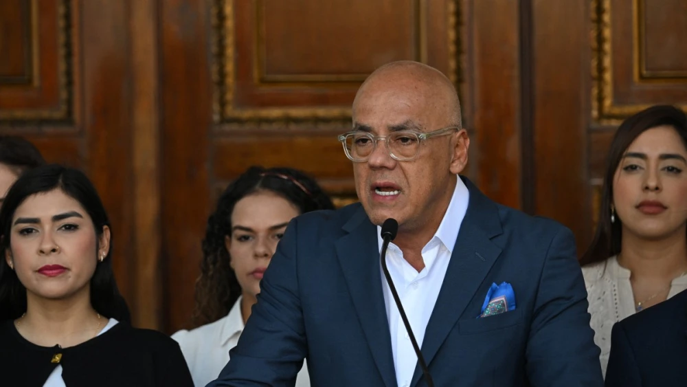 Pressão internacional liderada por Trump leva à libertação de presos políticos na Venezuela