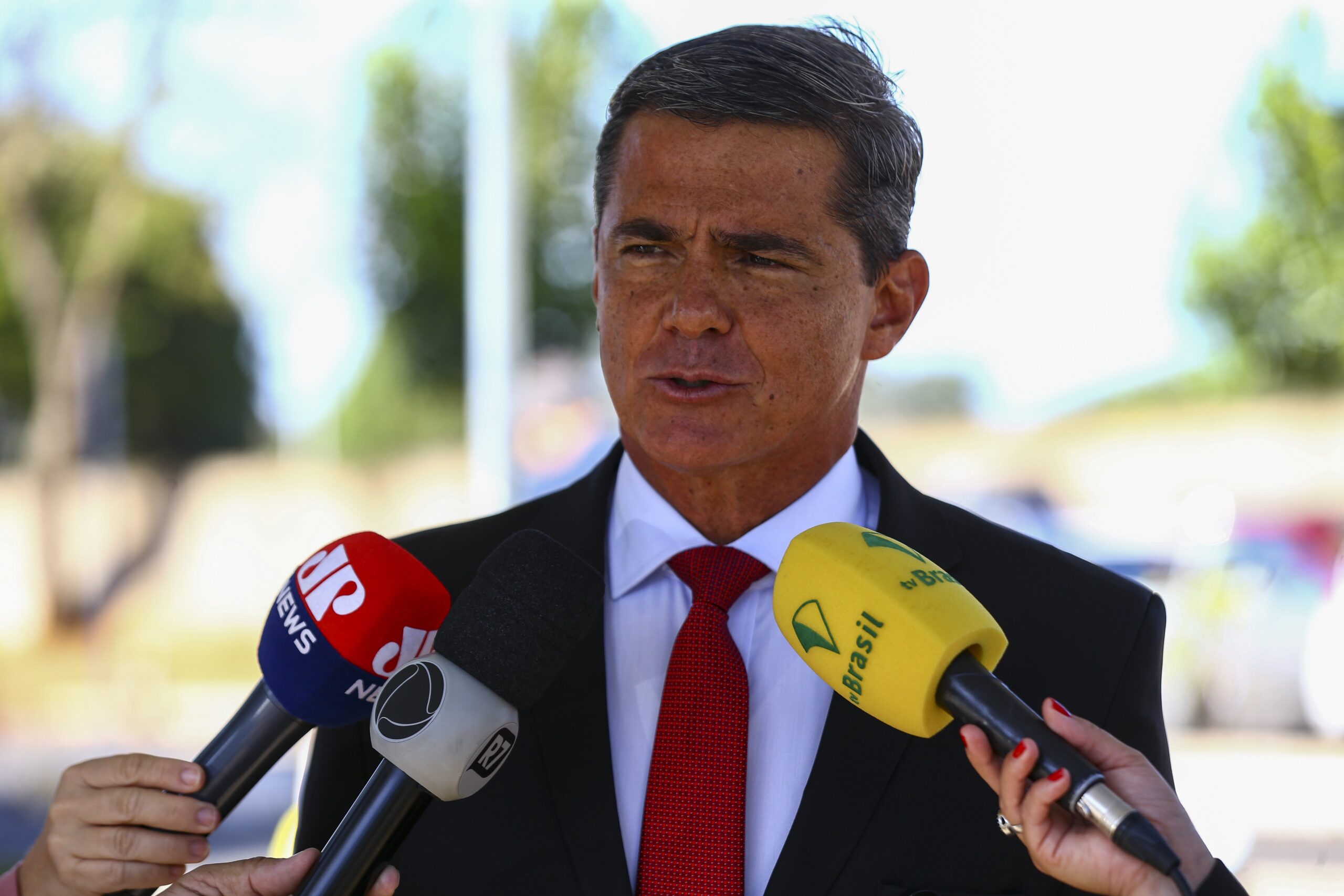 Moraes libera general condenado por suposta tentativa de golpe para atuar em estudos militares