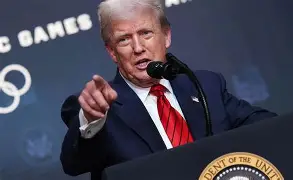 Trump reforça presença militar no Oriente Médio e eleva pressão sobre o Irã