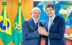 Carnaval 2026: João Campos celebra gestão e Recife se prepara para receber Lula