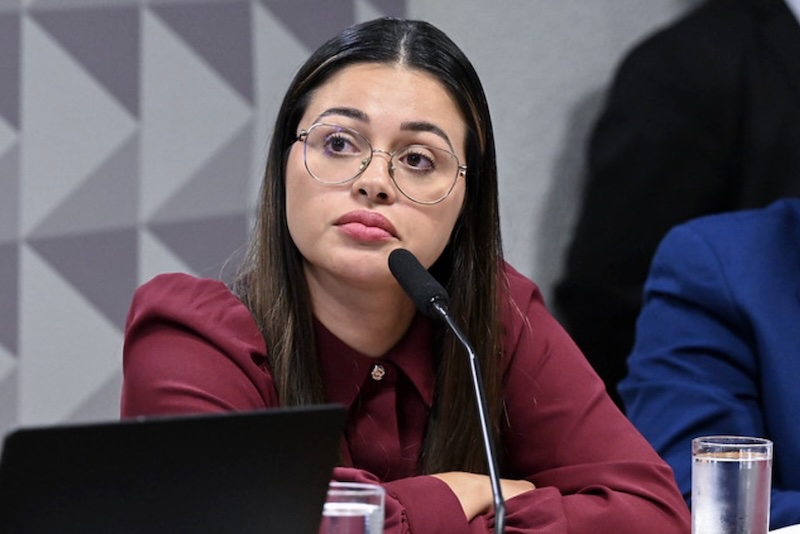 Depoimento na CPMI do INSS é interrompido após empresária passar mal durante audiência