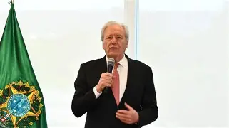 Negócio sob suspeita: Lewandowski compra mansão milionária de investigado pela PF