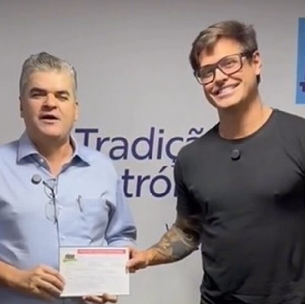 Dado Dolabella entra na política pelo MDB