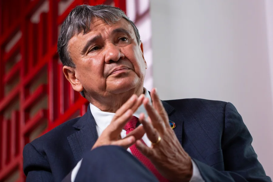 Lula monta time de campanha e chama velho conhecido da política