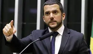 Oposição recorre ao STF para exigir criação de CPMI que investigue o Banco Master