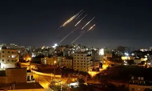 Ofensiva de EUA e Israel destrói navios iranianos e elimina liderança militar