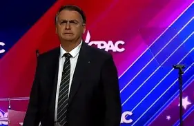 Evento conservador nos EUA critica prisão de Bolsonaro e tensiona relação com STF e governo Lula