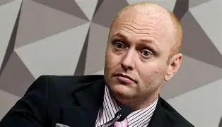 Moraes barra saída de hacker de Araraquara e freia “saidinha” na última hora