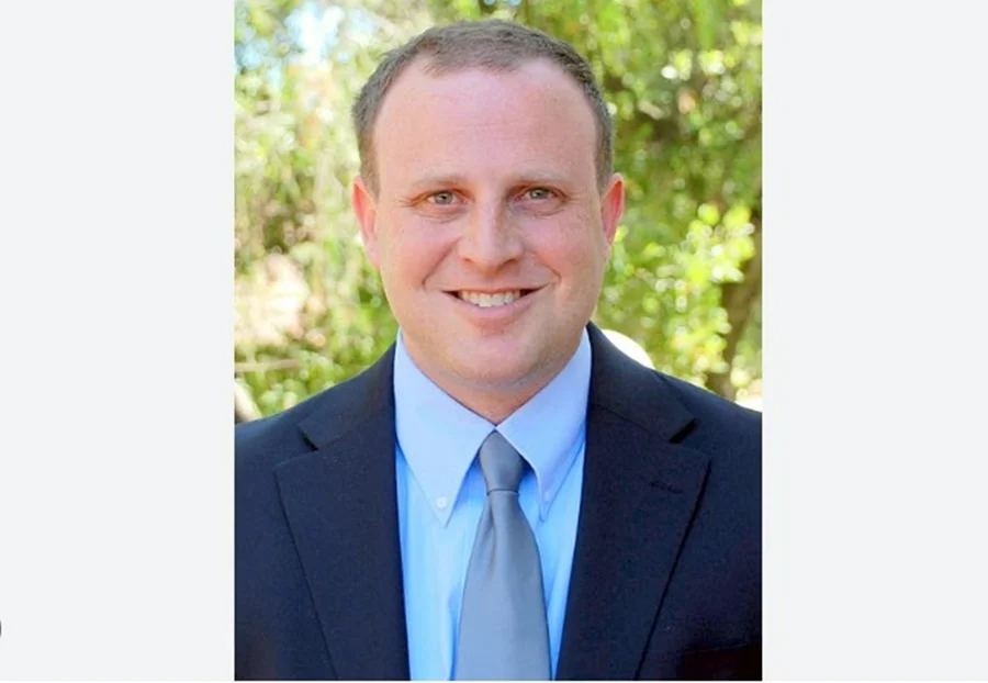 Indicado por Trump recua após polêmicas e abandona disputa por cargo no Departamento de Estado