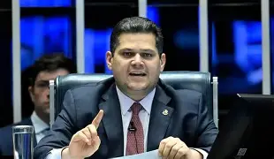 Alcolumbre marca votação sobre penas do 8 de janeiro após pressão política e reação nas redes