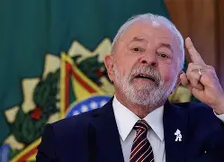 Lula ironiza Trump com “jabuticaba calmante” e reacende debate sobre postura internacional do Brasil