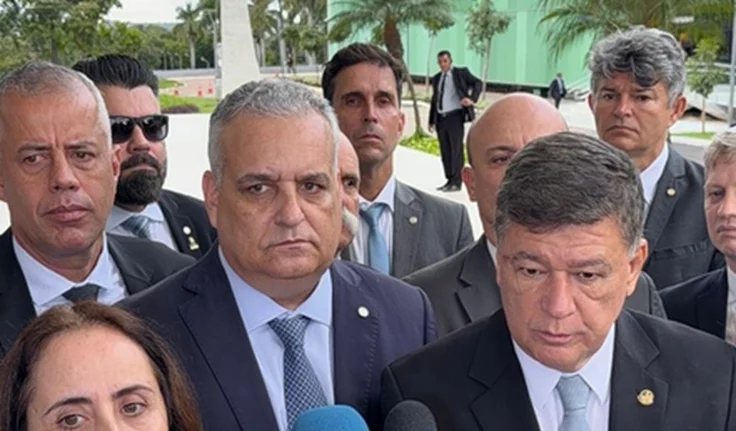 Relatório da CPMI do INSS é entregue ao STF com 216 indiciados e reforça investigações da Polícia Federal