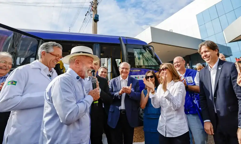 Lula intensifica agenda no Norte em meio à corrida eleitoral e articula alianças no Amazonas Lula intensifica agenda no Norte em meio à corrida eleitoral e articula alianças no Amazonas
