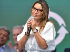 đ§ Janja explica cultura âred pillâ em evento no Planalto e alerta para influĂȘncia da machosfera nas redes đ§ Janja explica cultura âred pillâ em evento no Planalto e alerta para influĂȘncia da machosfera nas redes