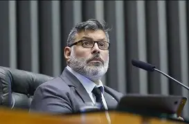 Alexandre Frota é condenado a indenizar jogador após insinuações sem provas sobre convocação da Seleção