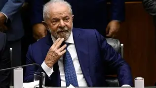 Lula enfrenta protestos sobre fraudes no INSS durante evento na Bahia e ouve gritos de aposentados