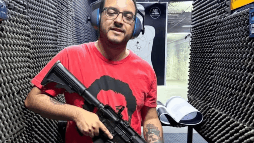 Presidente do PT no Rio posa com arma em clube de tiro e publicação gera forte repercussão política