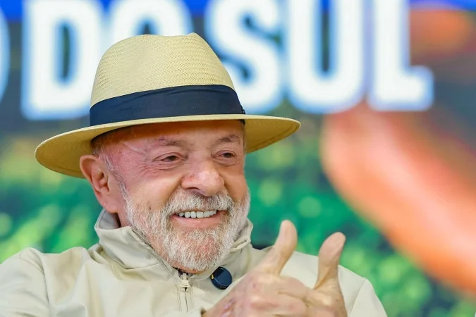 Lula anuncia aporte de US$ 100 milhões por ano ao Fundo do Mercosul para financiar obras e integração regional