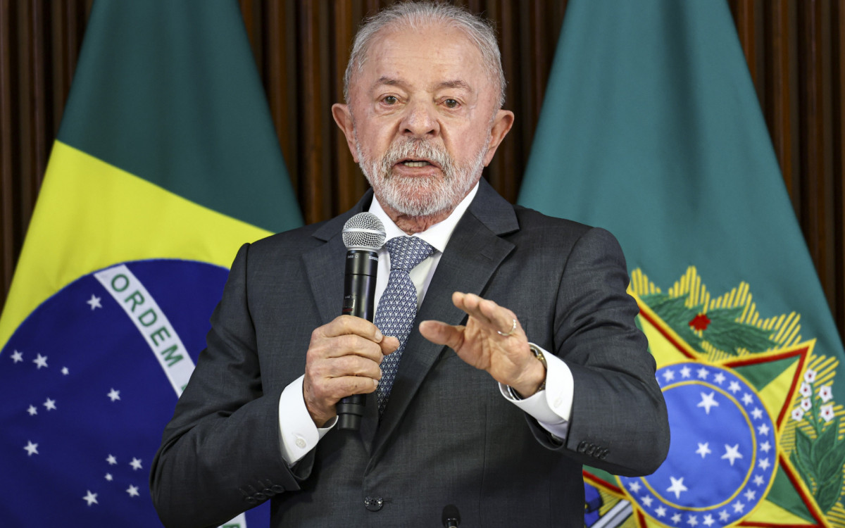 Lula libera R$ 337 milhões para reforçar combate a incêndios e fiscalização ambiental no Brasil