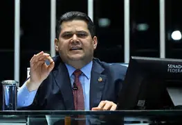 Alcolumbre sai em defesa de Jaques Wagner e critica operação da PF: “Ninguém pode ser condenado antes do julgamento” Alcolumbre sai em defesa de Jaques Wagner e critica operação da PF: “Ninguém pode ser condenado antes do julgamento”