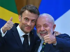 Lula se reúne com Macron no G7 em meio à preocupação com tarifas dos Estados Unidos Lula se reúne com Macron no G7 em meio à preocupação com tarifas dos Estados Unidos