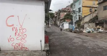 Comando Vermelho Impõe ‘Taxa do Medo’ em Condomínios do Minha Casa Minha Vida no Rio Comando Vermelho Impõe ‘Taxa do Medo’ em Condomínios do Minha Casa Minha Vida no Rio