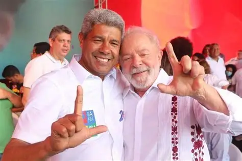 Investigação aponta esquema milionário de superfaturamento em cachês de artistas pagos com verba pública na Bahia