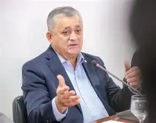 José Guimarães culpa Flávio Bolsonaro por tarifaço dos EUA e reação nas redes resgata escândalo dos dólares na cueca José Guimarães culpa Flávio Bolsonaro por tarifaço dos EUA e reação nas redes resgata escândalo dos dólares na cueca