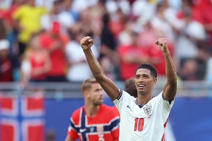 Inglaterra 2 x 1 Noruega: Bellingham marca duas vezes, decide na prorrogação e leva os ingleses às semifinais da Copa do Mundo