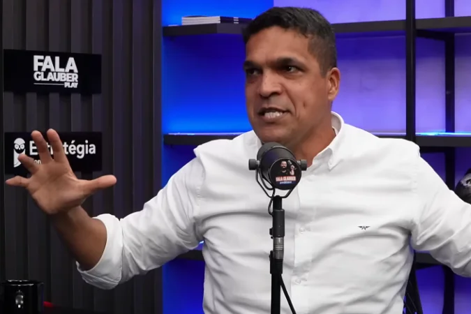 Cabo Daciolo questiona identidade de Lula e afirma ter recebido “ordem divina” para fazer declaração