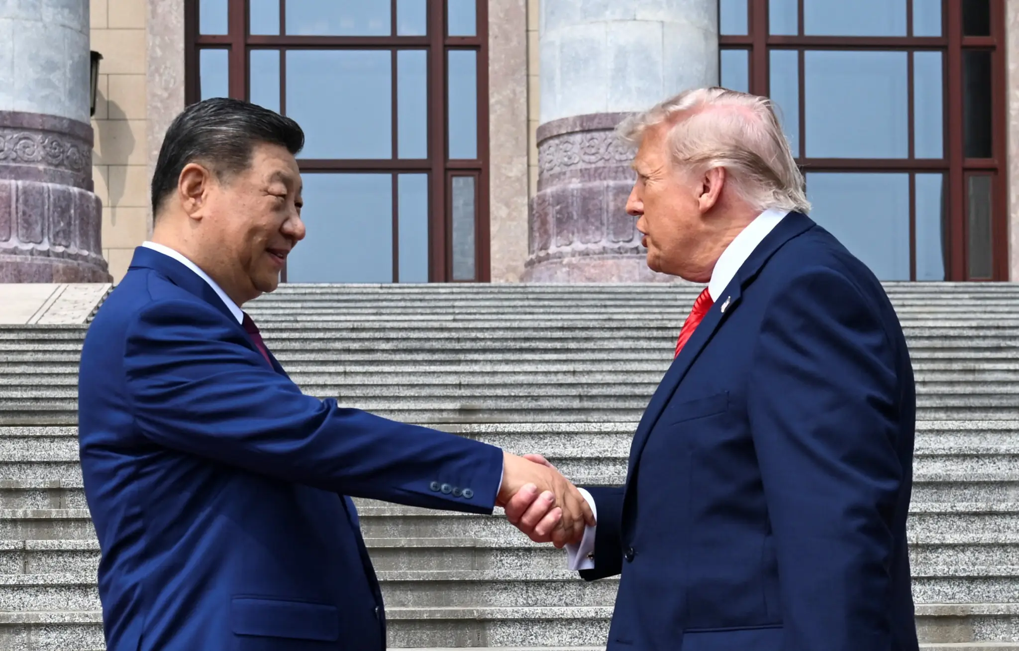 Trump confirma visita de Xi Jinping aos Estados Unidos em setembro e diz que discutirá inteligência artificial