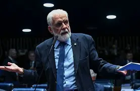Polícia Federal intima Jaques Wagner para depor em investigação sobre suposto envolvimento no Caso Master Polícia Federal intima Jaques Wagner para depor em investigação sobre suposto envolvimento no Caso Master