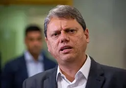 Tarcísio critica perfis falsos nas redes e diz que ataques não resolvem os problemas da população