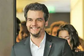 Wagner Moura volta a atacar Flávio Bolsonaro em Portugal e pede mobilização pela reeleição de Lula Wagner Moura volta a atacar Flávio Bolsonaro em Portugal e pede mobilização pela reeleição de Lula