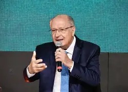 Governo aprova gasolina com 32% de etanol e acelera plano para elevar mistura a 35%; medida promete reduzir importações, mas divide especialistas e indústria